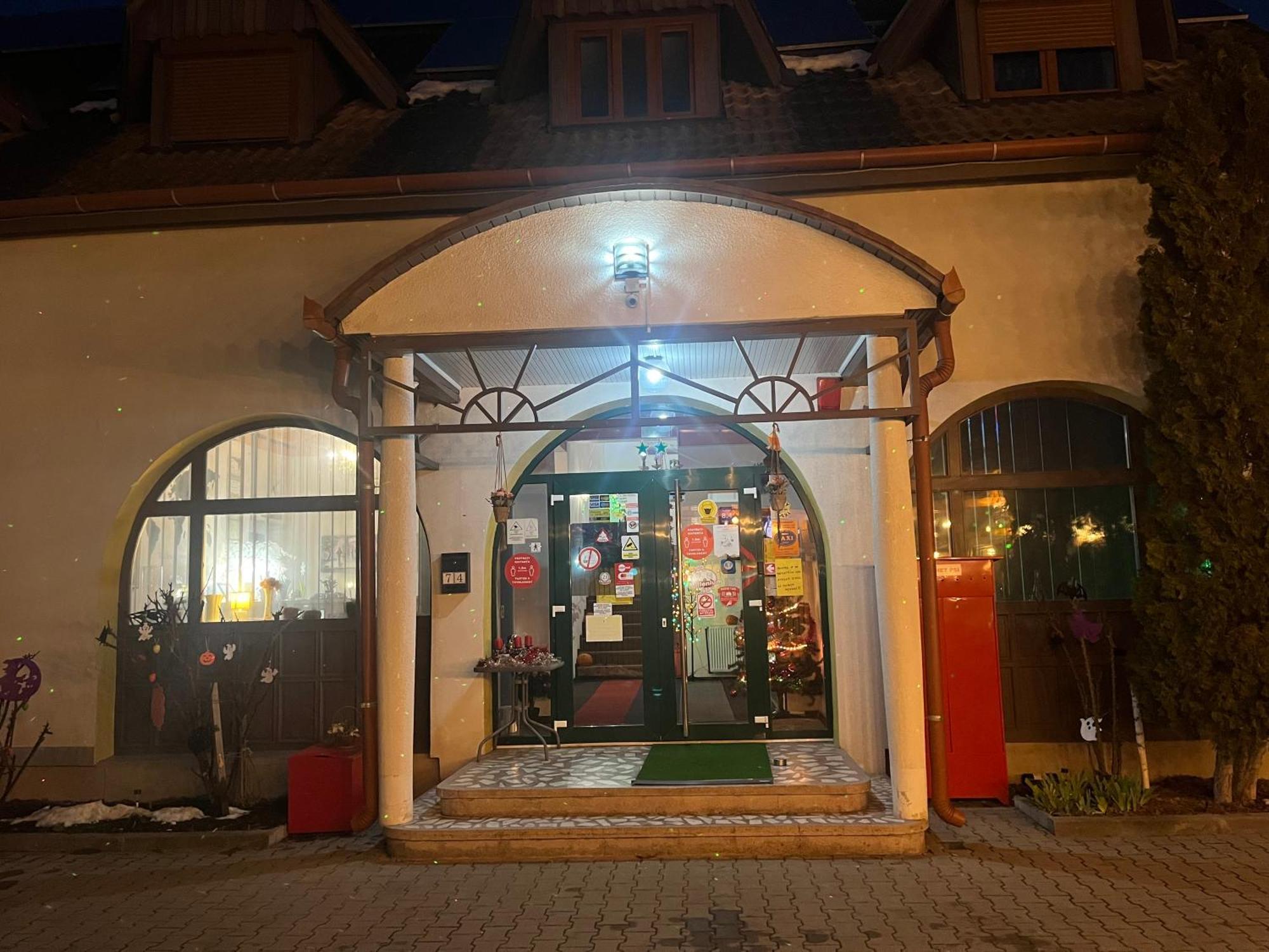 Prince Hotel Miercurea Ciuc Exterior foto